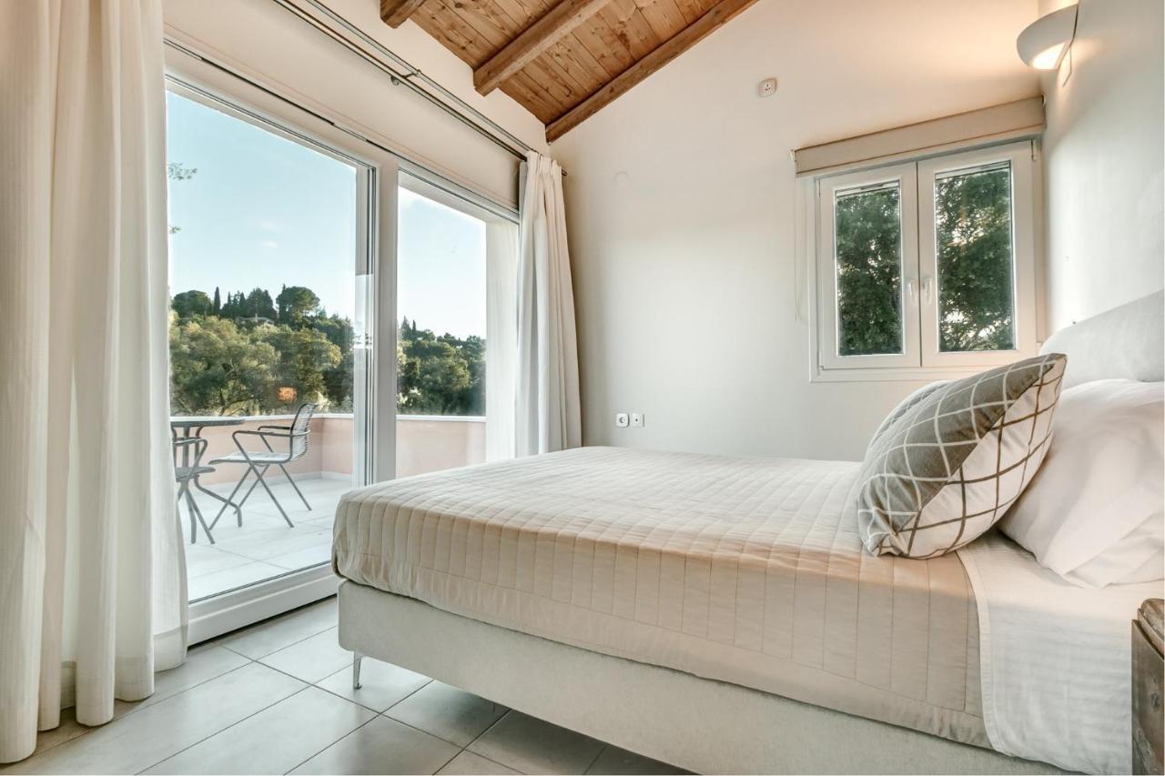 Ktima Loumoumba, Private Villa Guviá Kültér fotó