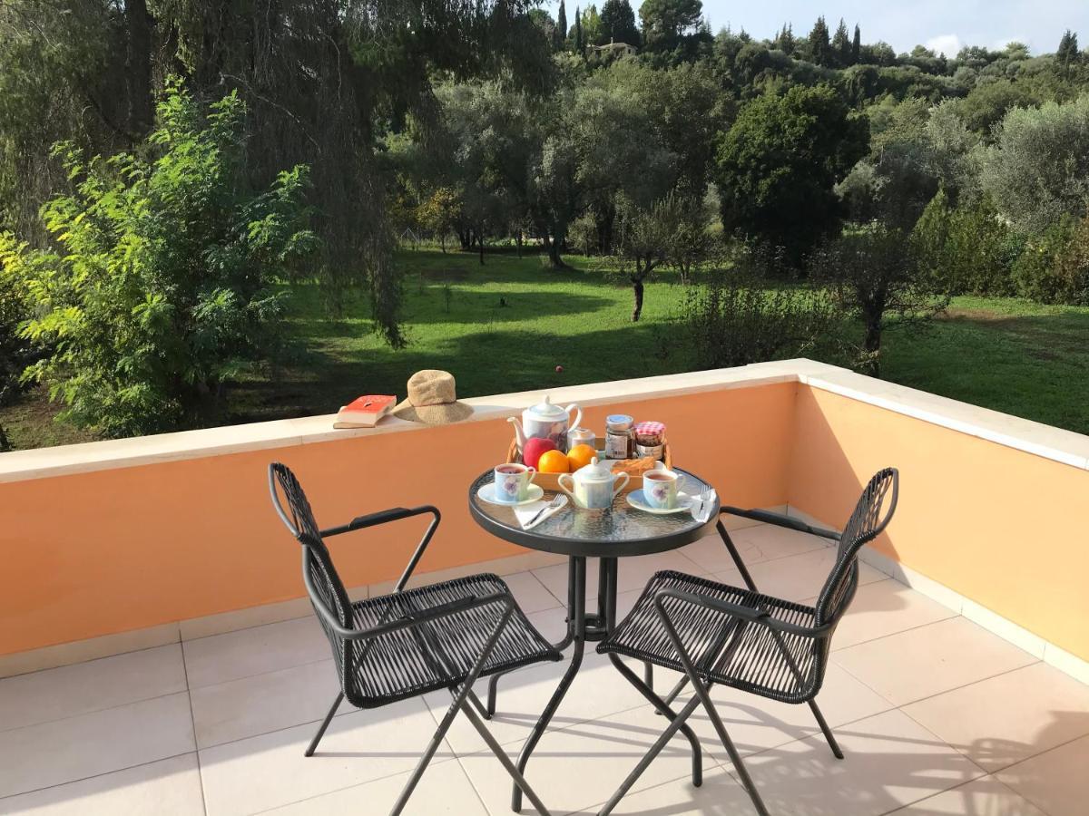Ktima Loumoumba, Private Villa Guviá Kültér fotó